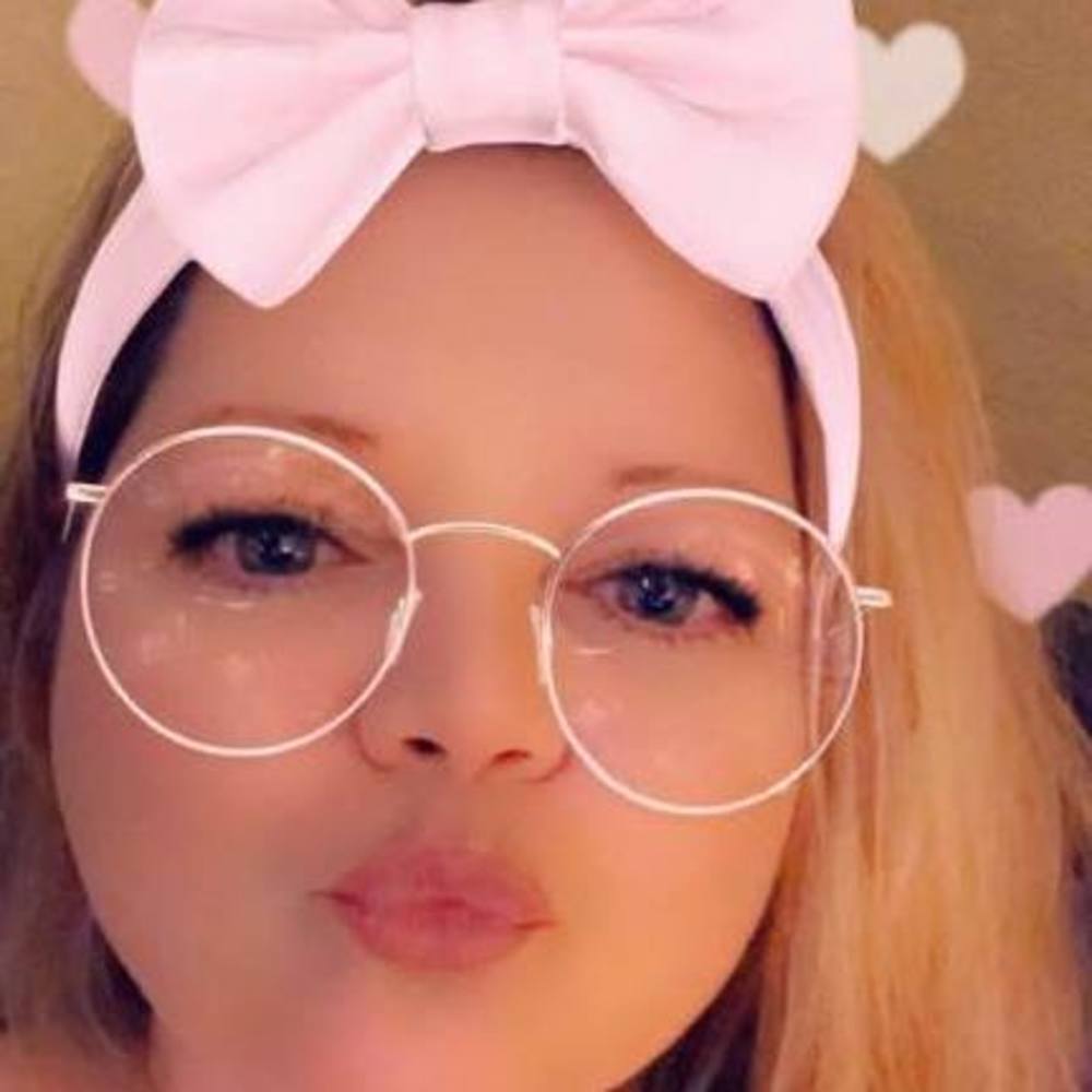 Meet your Posher, Anissa